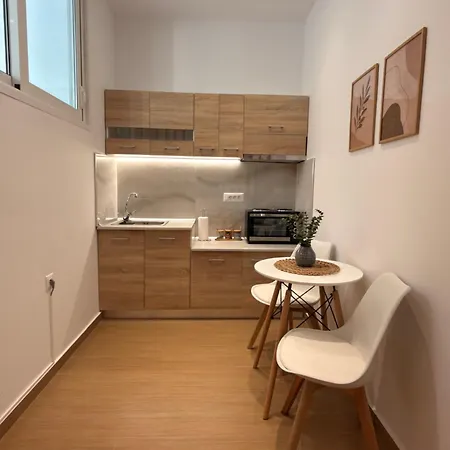 Daedalus Rhodes Center Terra Semi-basement Appartement